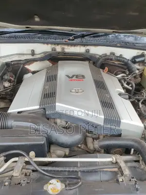 Toyota Land Cruiser 100 4.7 V8 Executive 2005 White