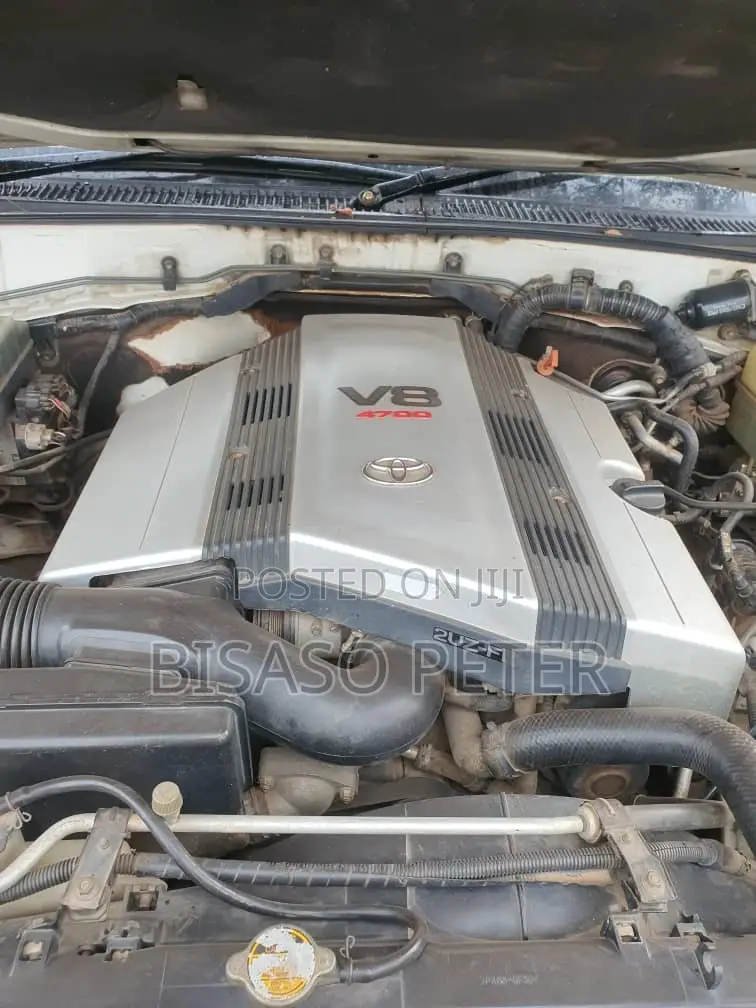 Toyota Land Cruiser 100 4.7 V8 Executive 2005 White
