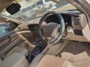 Toyota Land Cruiser 100 4.2 TD 2004 Gold
