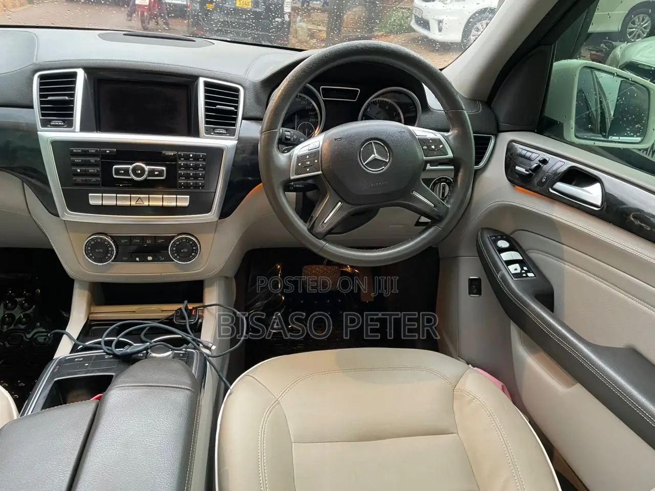 Mercedes-Benz M Class ML350 4MATIC 4dr SUV AWD (3.5L 6cyl 7A) 2014