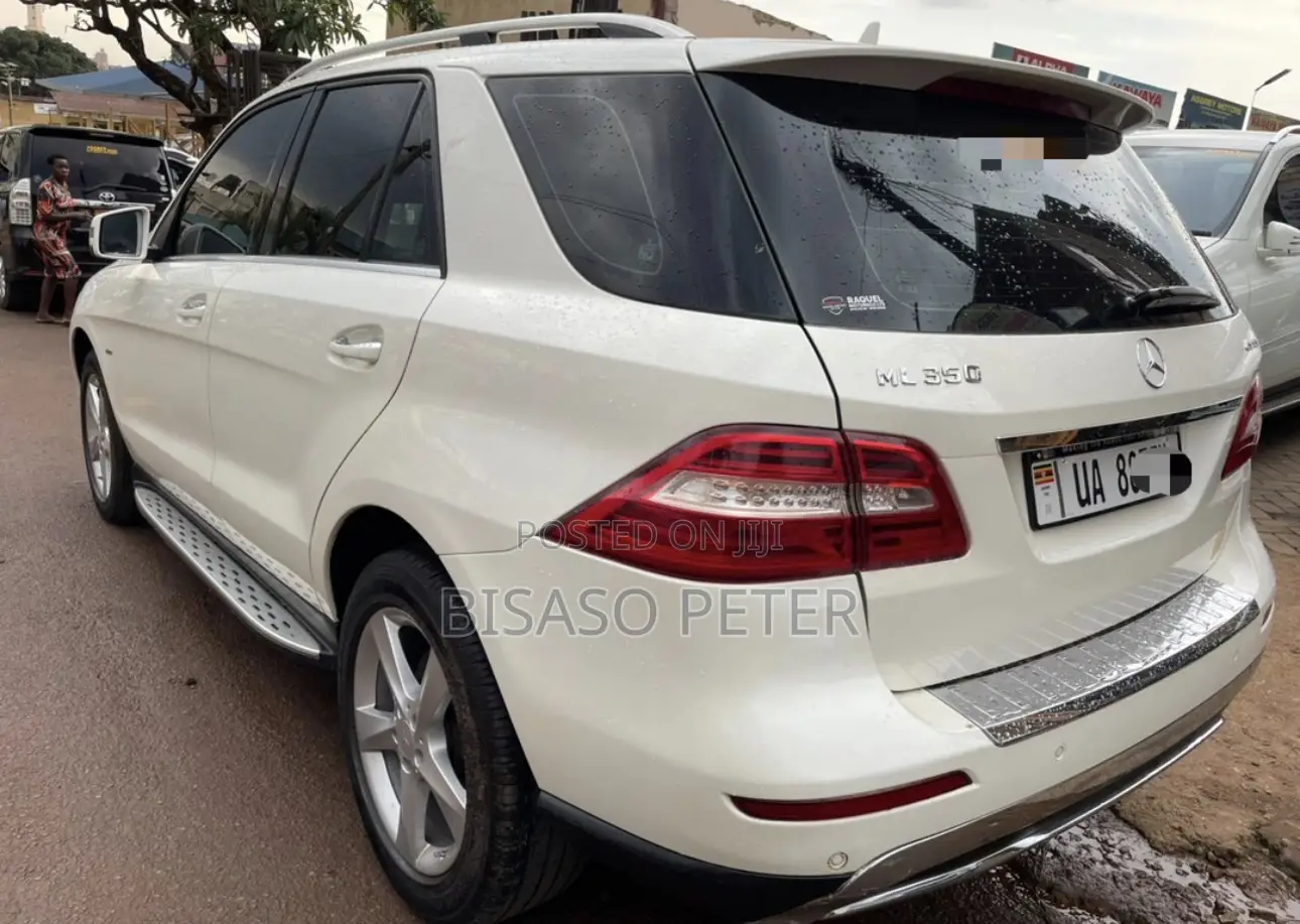 Mercedes-Benz M Class ML350 4MATIC 4dr SUV AWD (3.5L 6cyl 7A) 2014