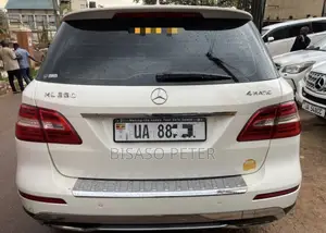 Mercedes-Benz M Class ML350 4MATIC 4dr SUV AWD (3.5L 6cyl 7A) 2014