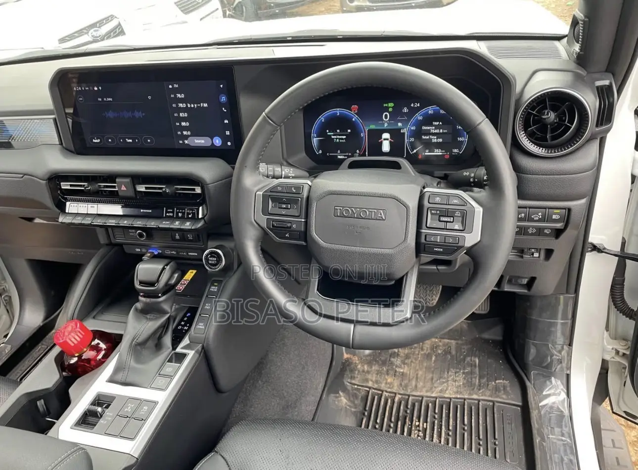 Toyota Land Cruiser Prado 2.7 2024 White