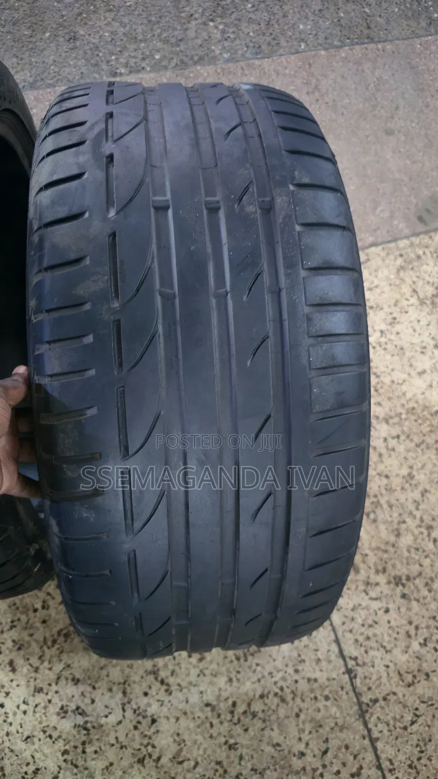 275/40r19 Authentic Bridgestone Foreign Used Tyres