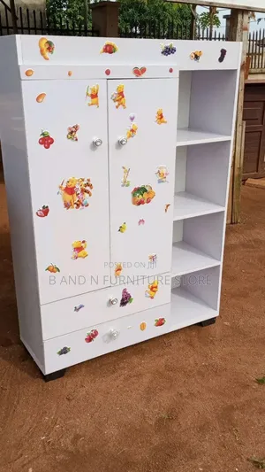 Simple Wardrobe 4 by 5 FTS