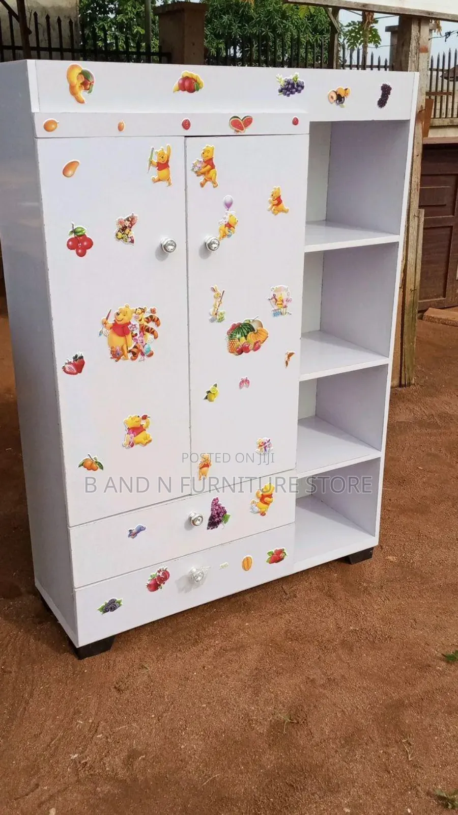 Simple Wardrobe 4 by 5 FTS