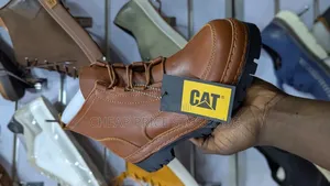Men's Yellow Leather Cat Boots With a Square Toe