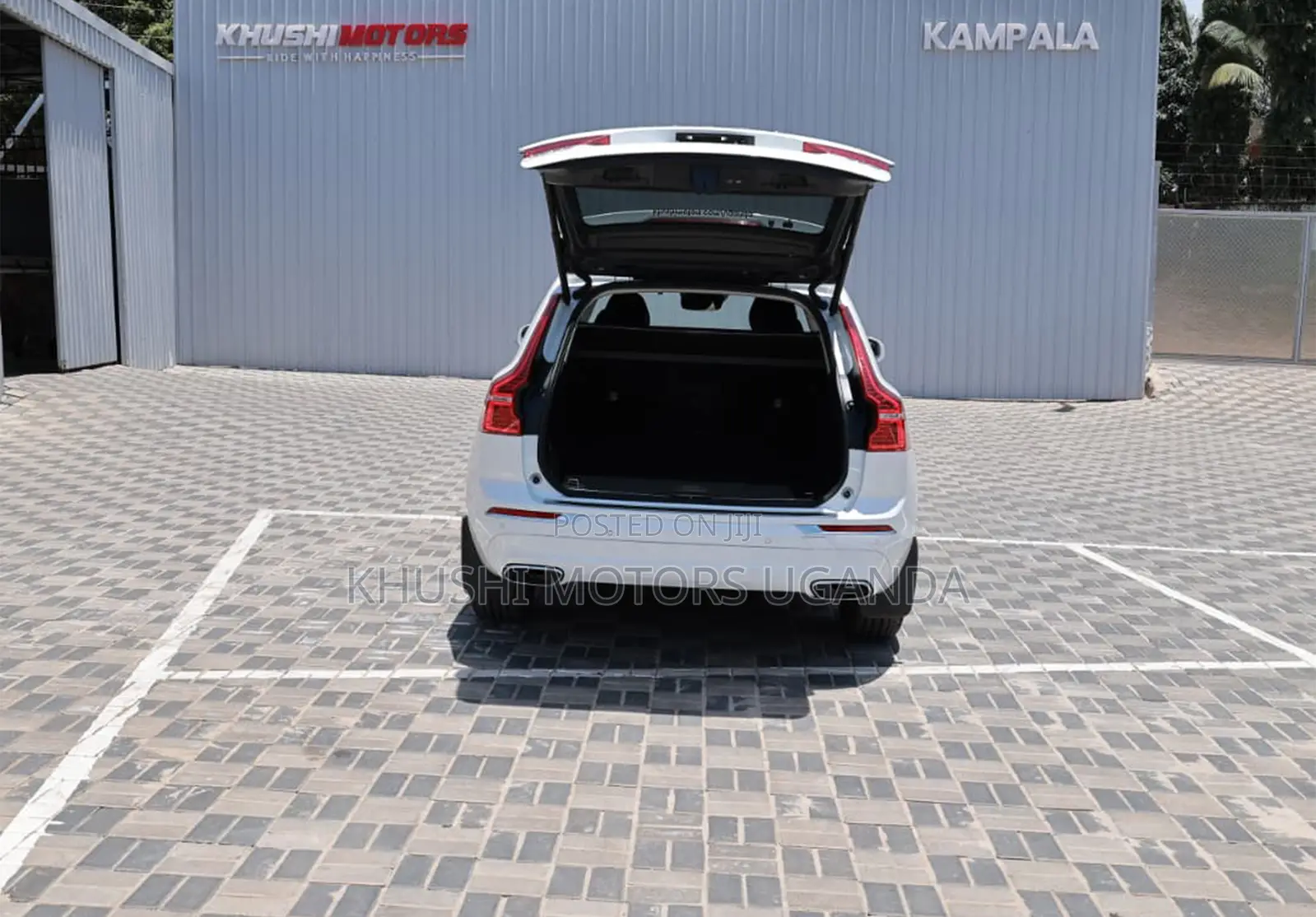 Volvo XC60 2018 White
