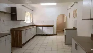 Furnished 4bdrm Bungalow in Brayford Estate, Central Division for sale