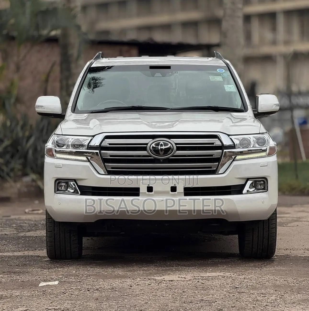 Toyota Land Cruiser 4.6 V8 ZX 2018 White
