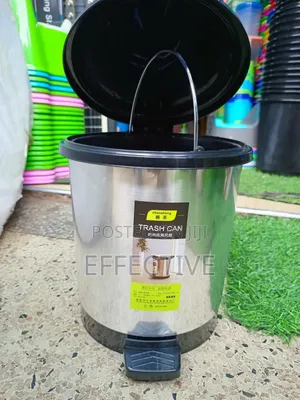 Zhensheng Brand Pedal-Operated Trash Can. 9l