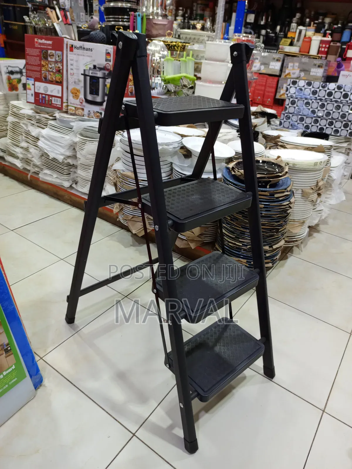 4step Folding Step Ladder With Secure Footing