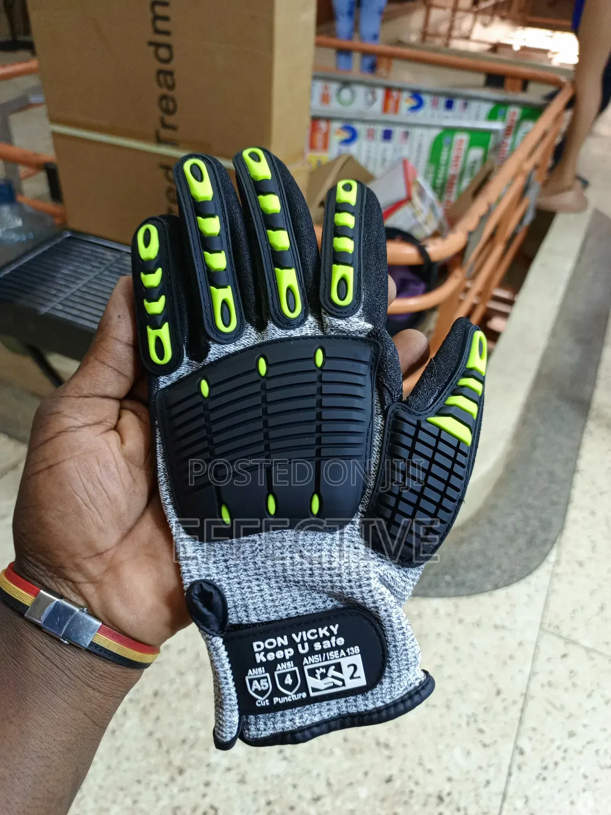 Don Vicky Anti-impact Safety Gloves.