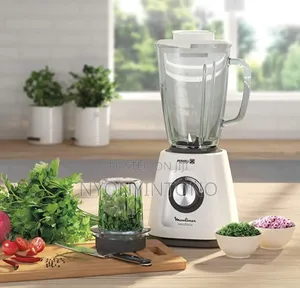 Moulinex 700w 1.75l Glass Jug Powerful and Durable Blender Lm438127