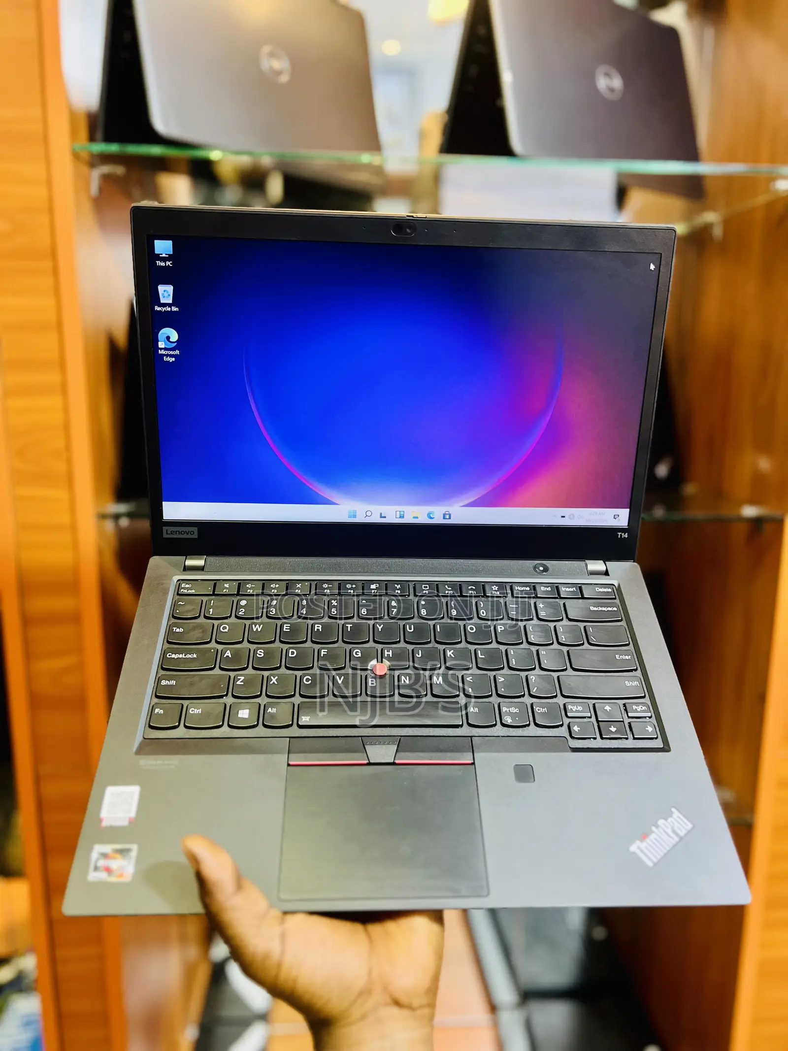 Laptop Lenovo ThinkPad T14 G1 16GB AMD Ryzen 7 SSD 1T