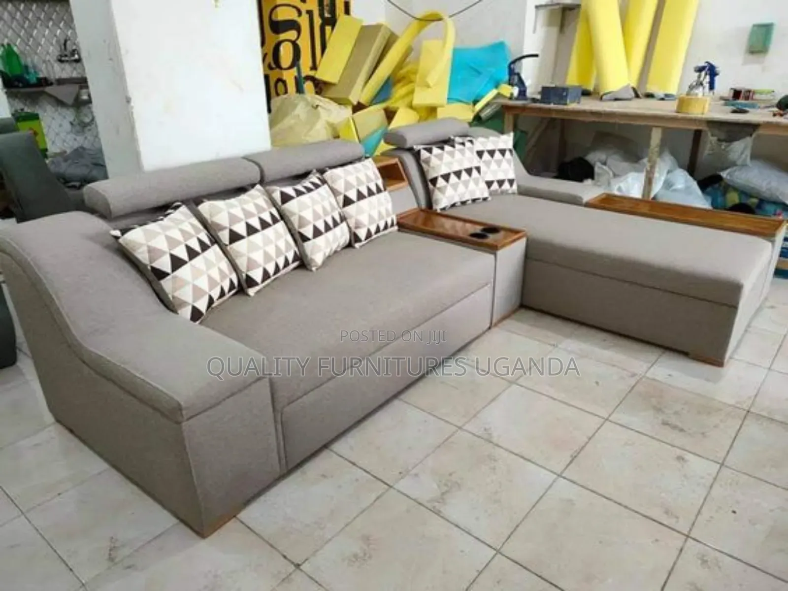 Adjusting Leathered Sofa Set