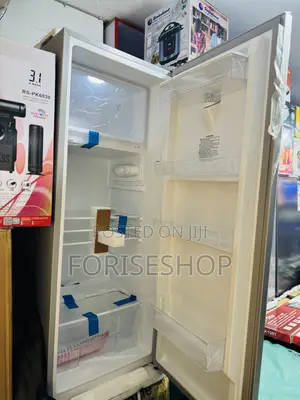 Chiq 230 Litres Fridge With Dispenser