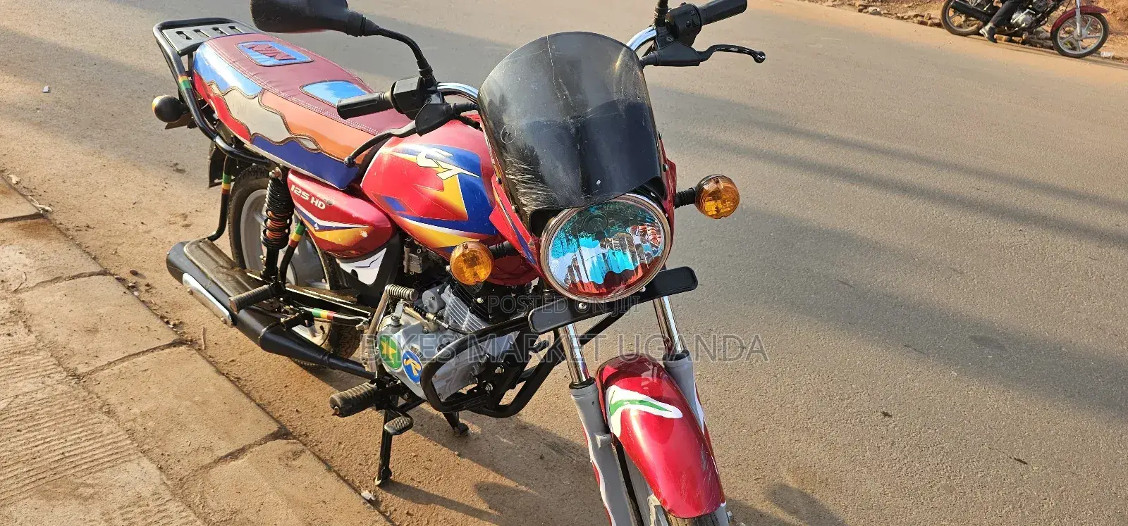 Bajaj CT 125X 2024 Red