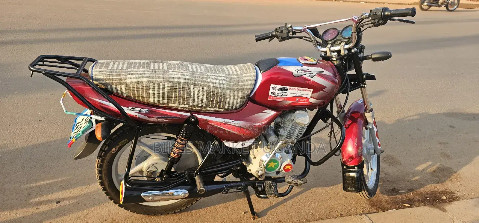 Bajaj CT 125X 2022 Red
