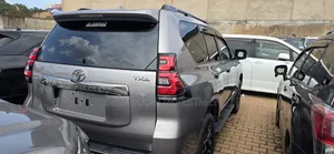 Toyota Land Cruiser Prado 2020 Gray