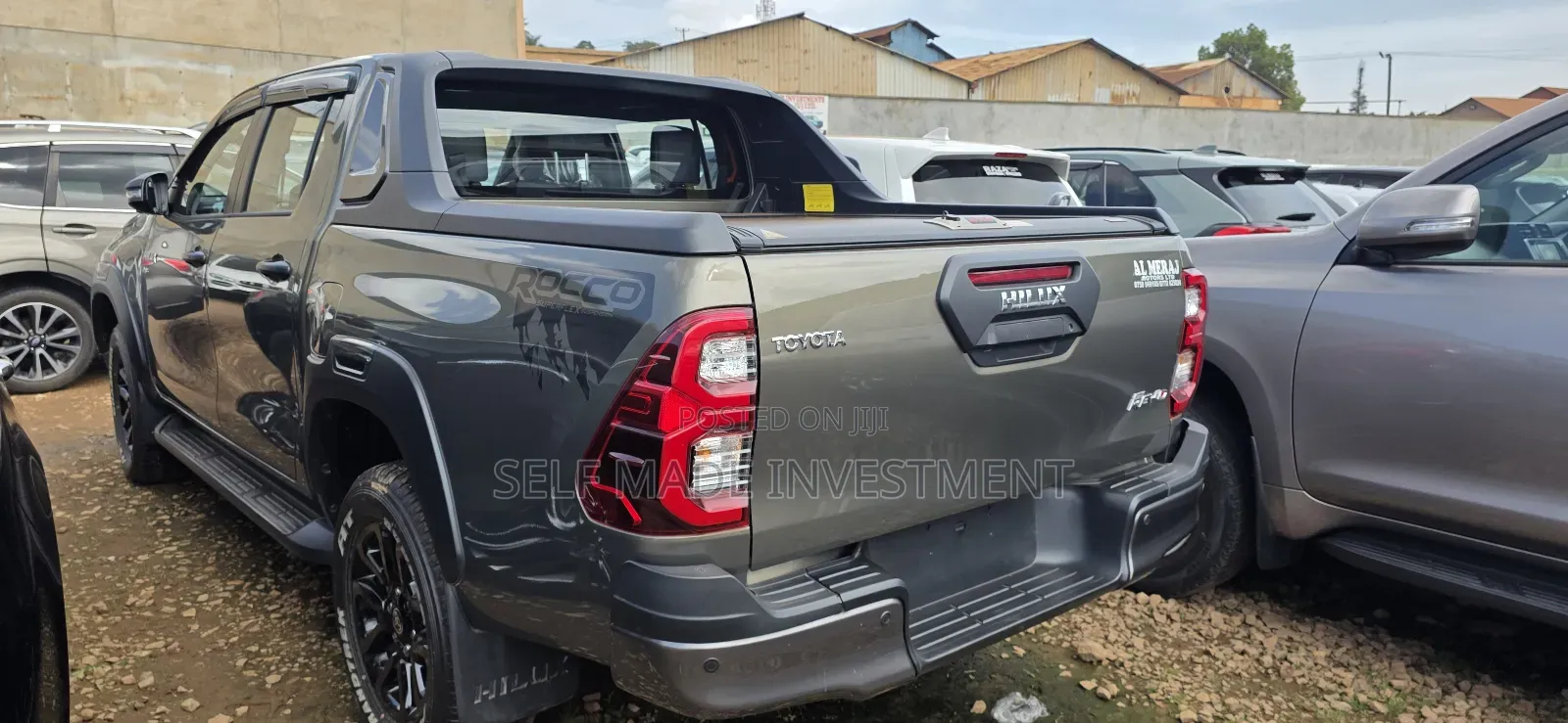 Toyota Hilux 2025 Green