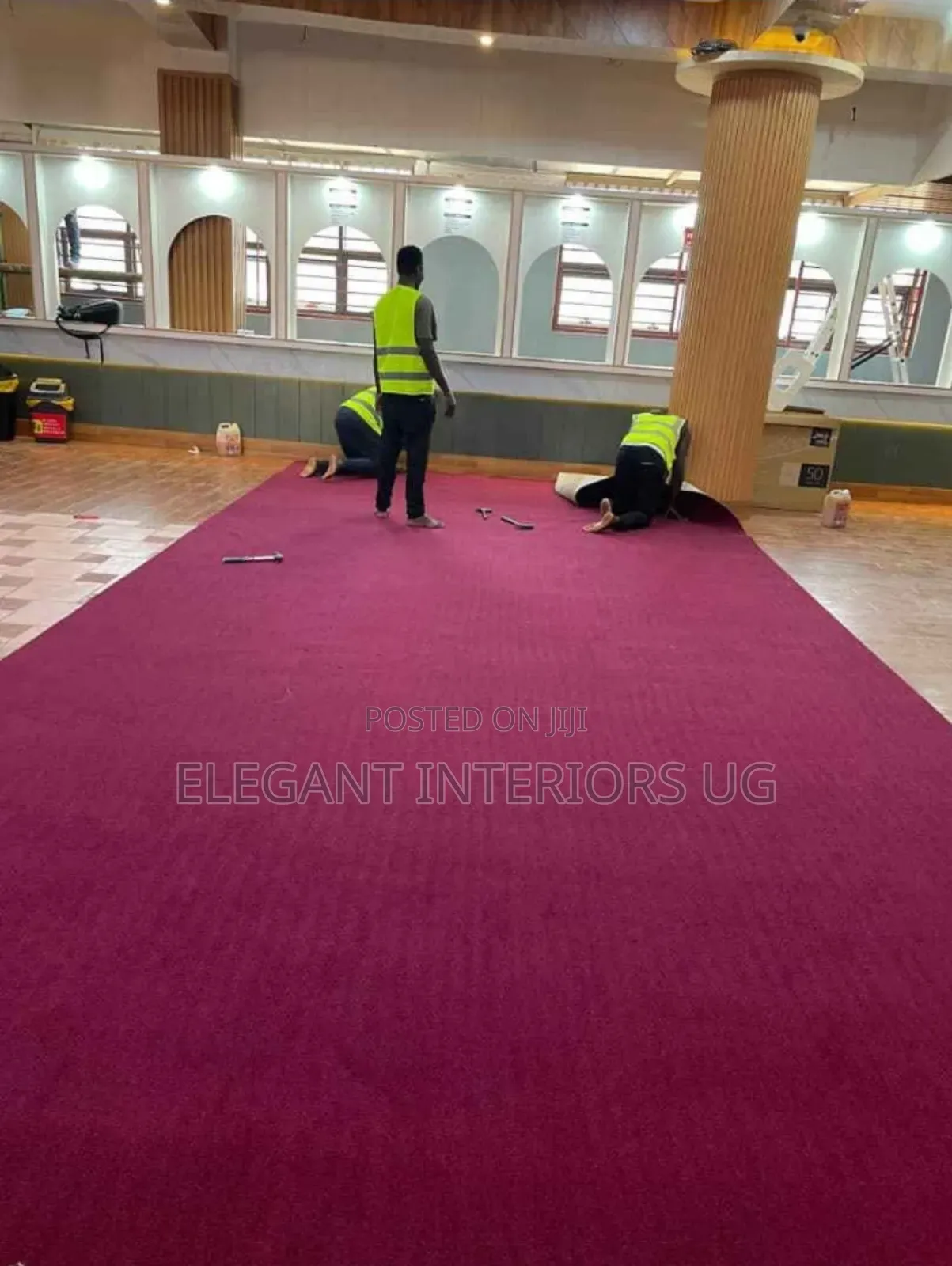 Plain Maroon Woolen Carpets for Offices