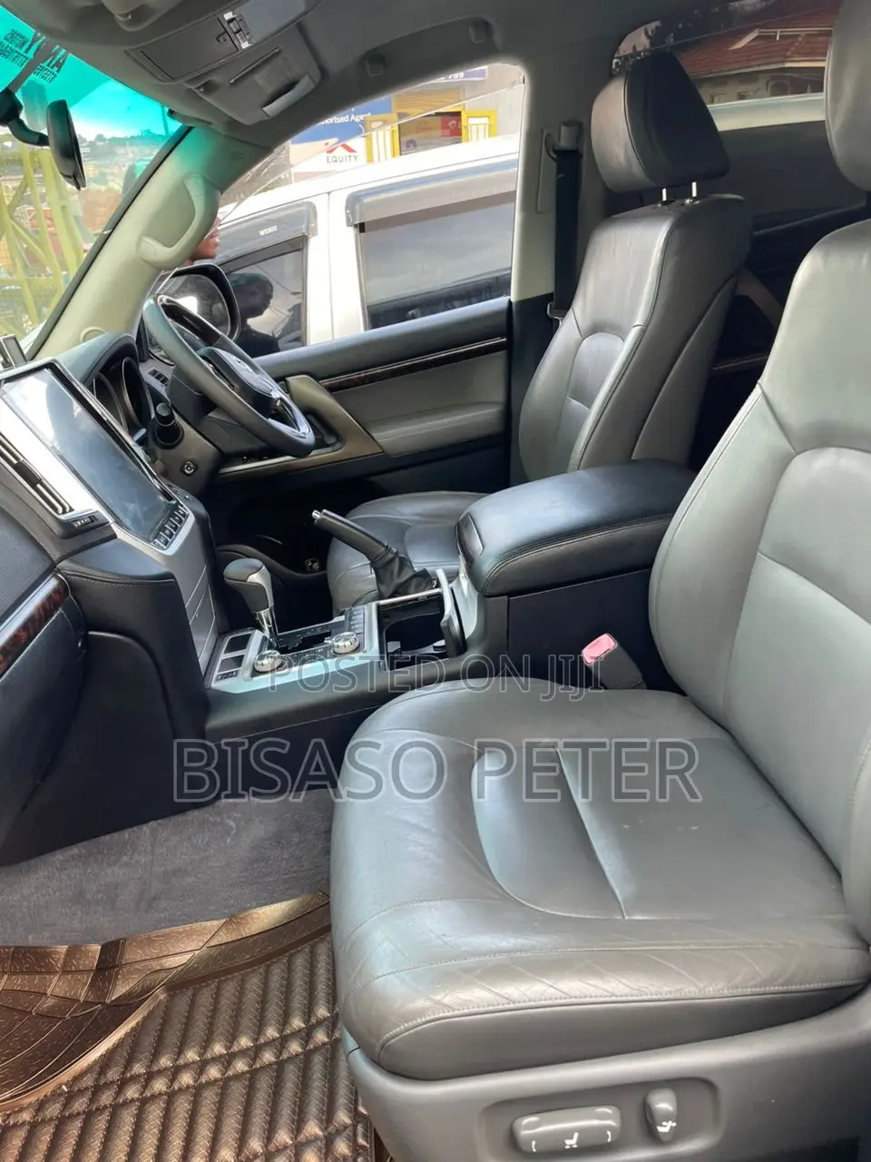 Toyota Land Cruiser 4.6 V8 ZX 2010 White