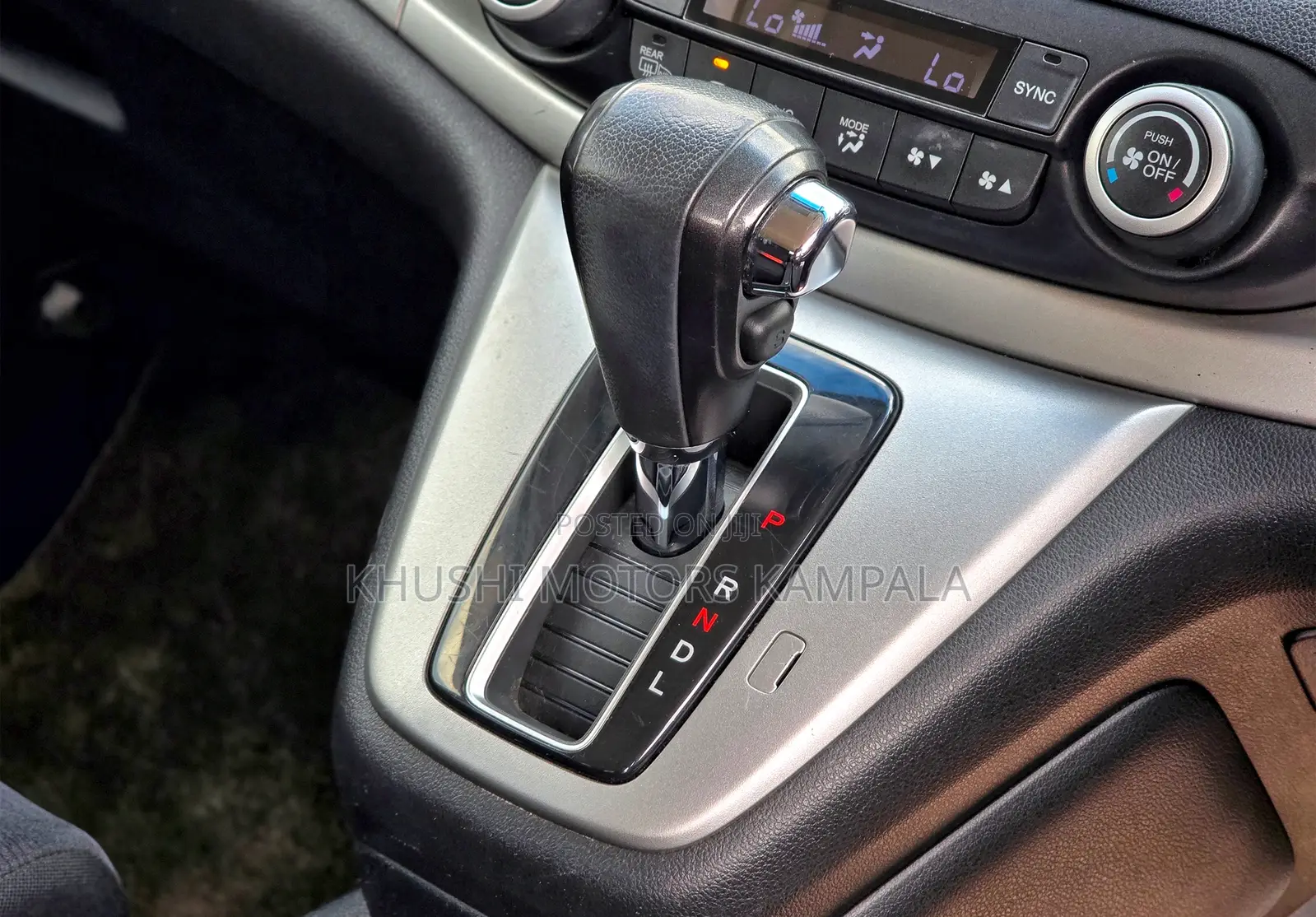 Honda CR-V 2012 White