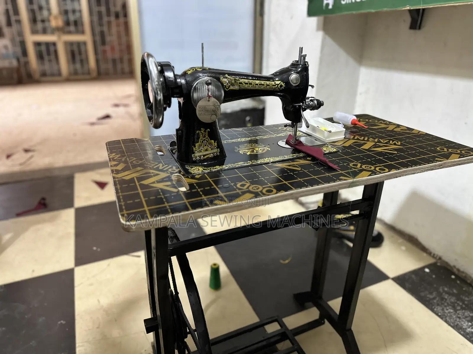 New Singer Sewing Machines With Stand Well Serviced Plus Warranty