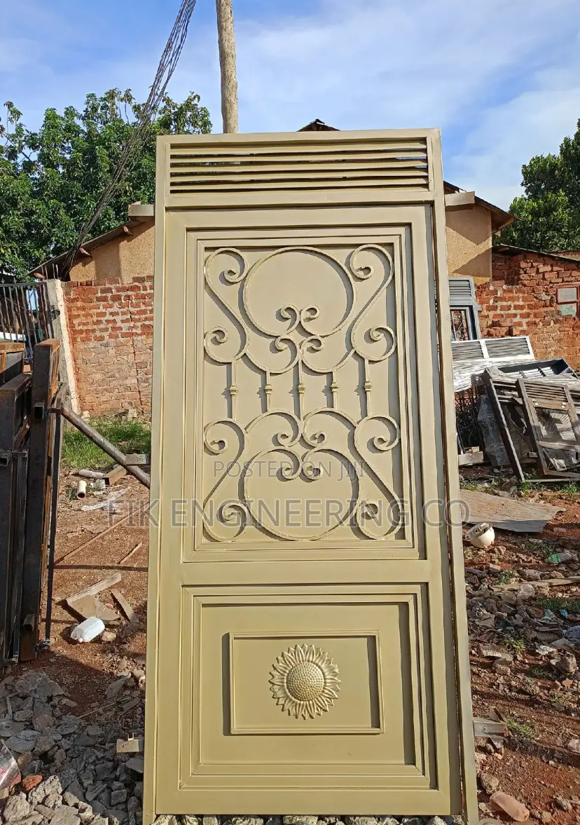 Bback Door