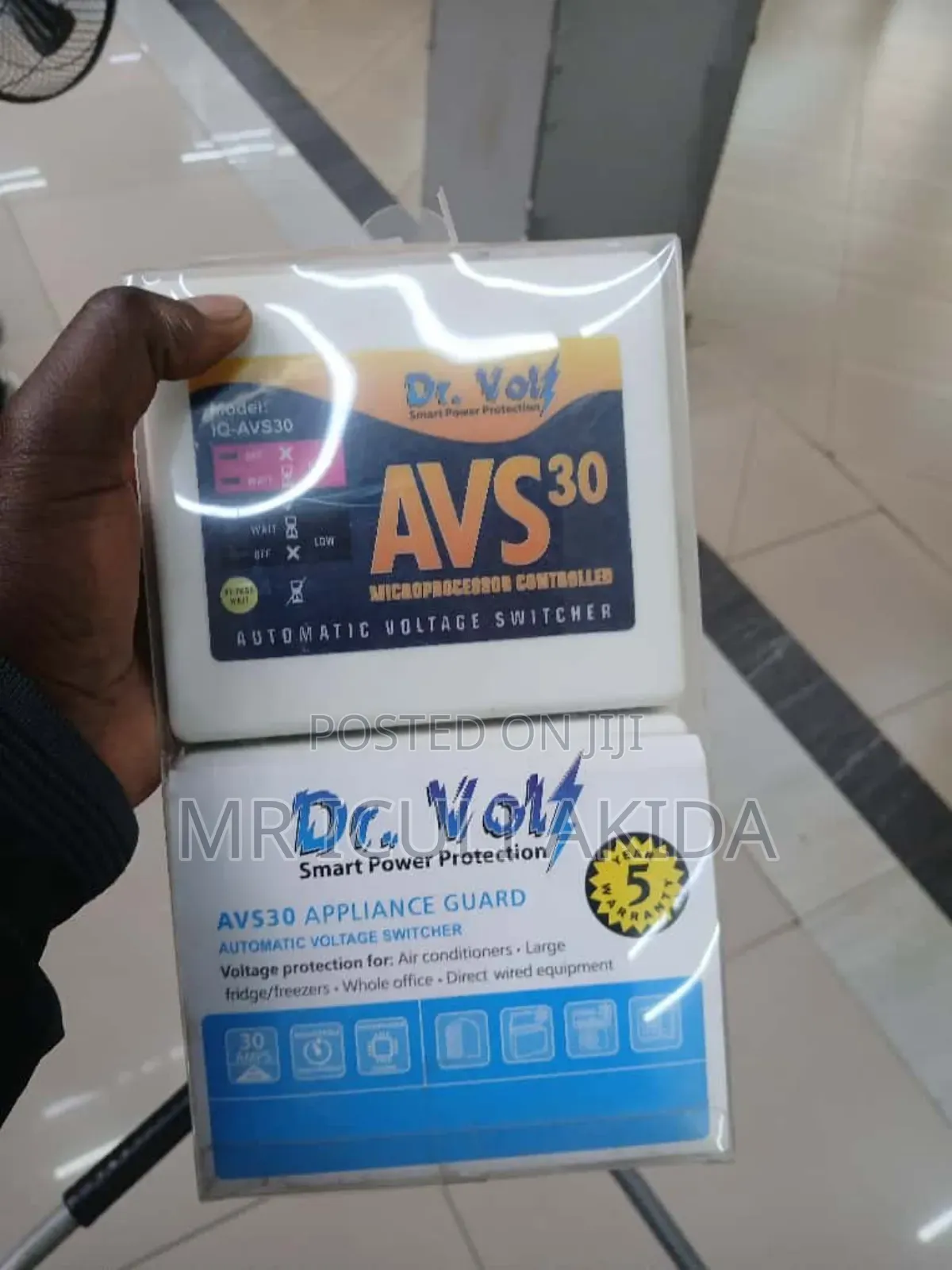 Dr. Volt Avs30 Appliance Guard, an Automatic Voltage Switcher.