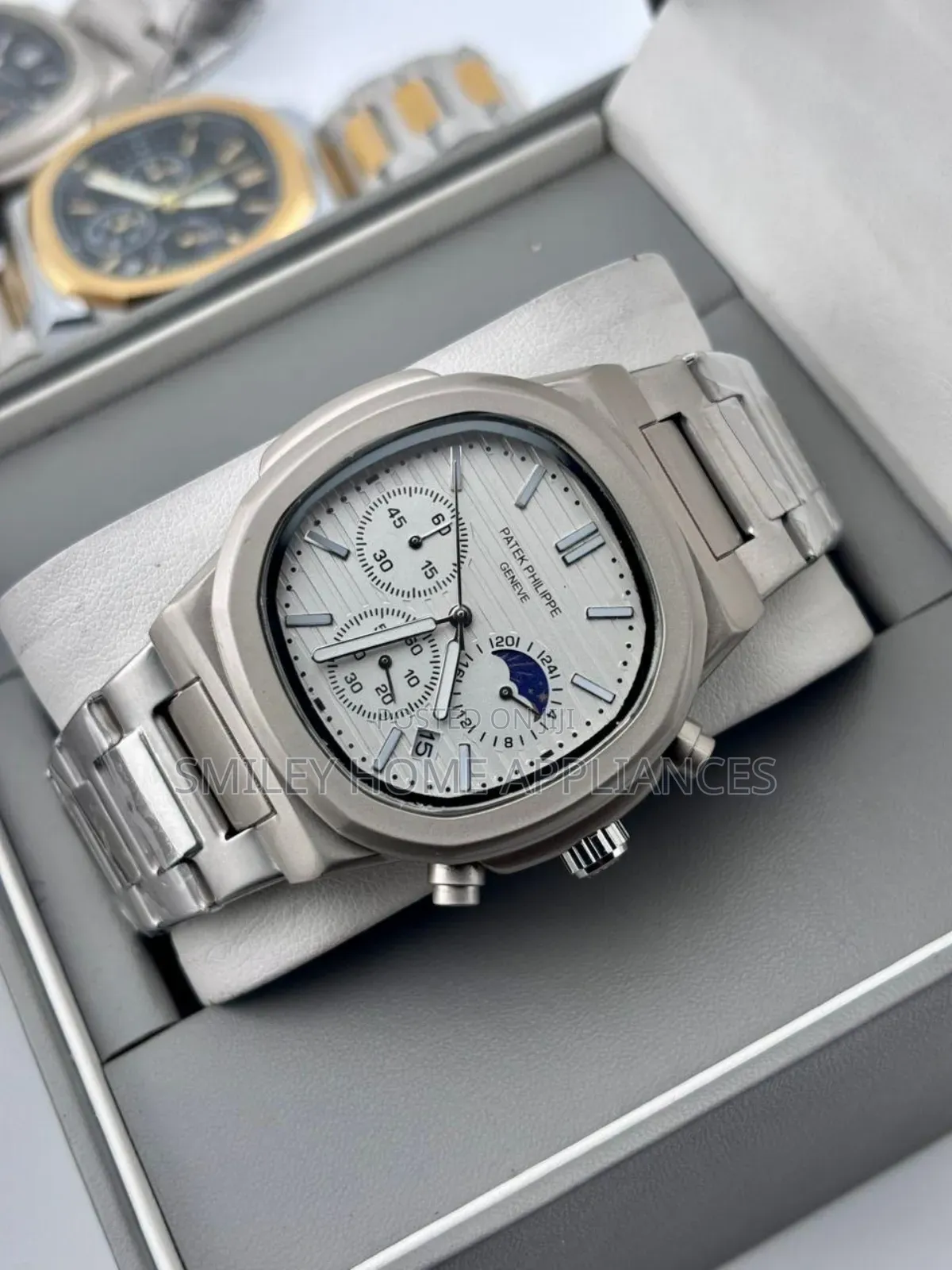 Brand New Authentic Patek Phillipe Geneva Mens Silver Wrist Time Piece