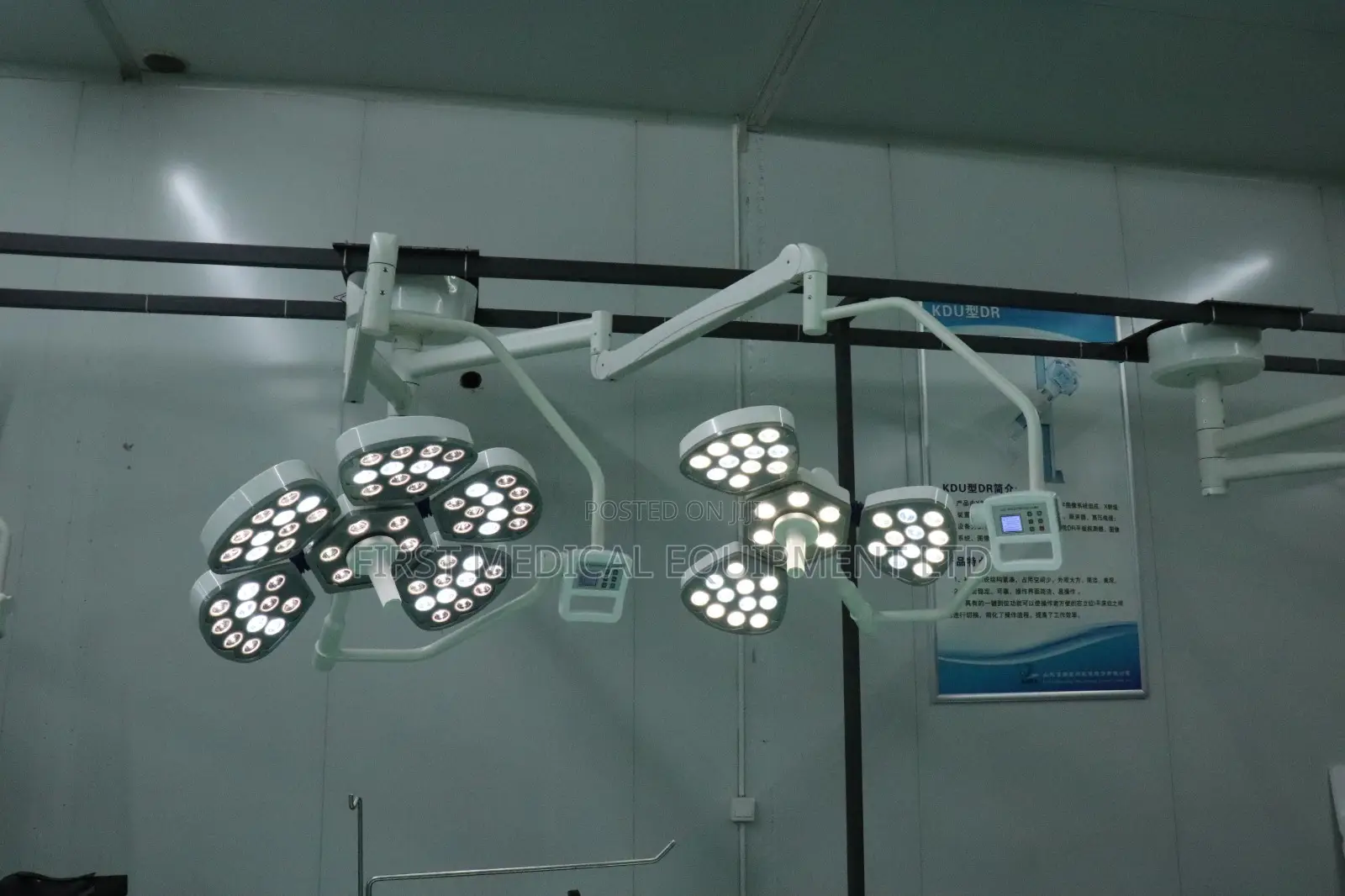Ceiling Mount Operating Light - Led - High Intensity- Double Dooms