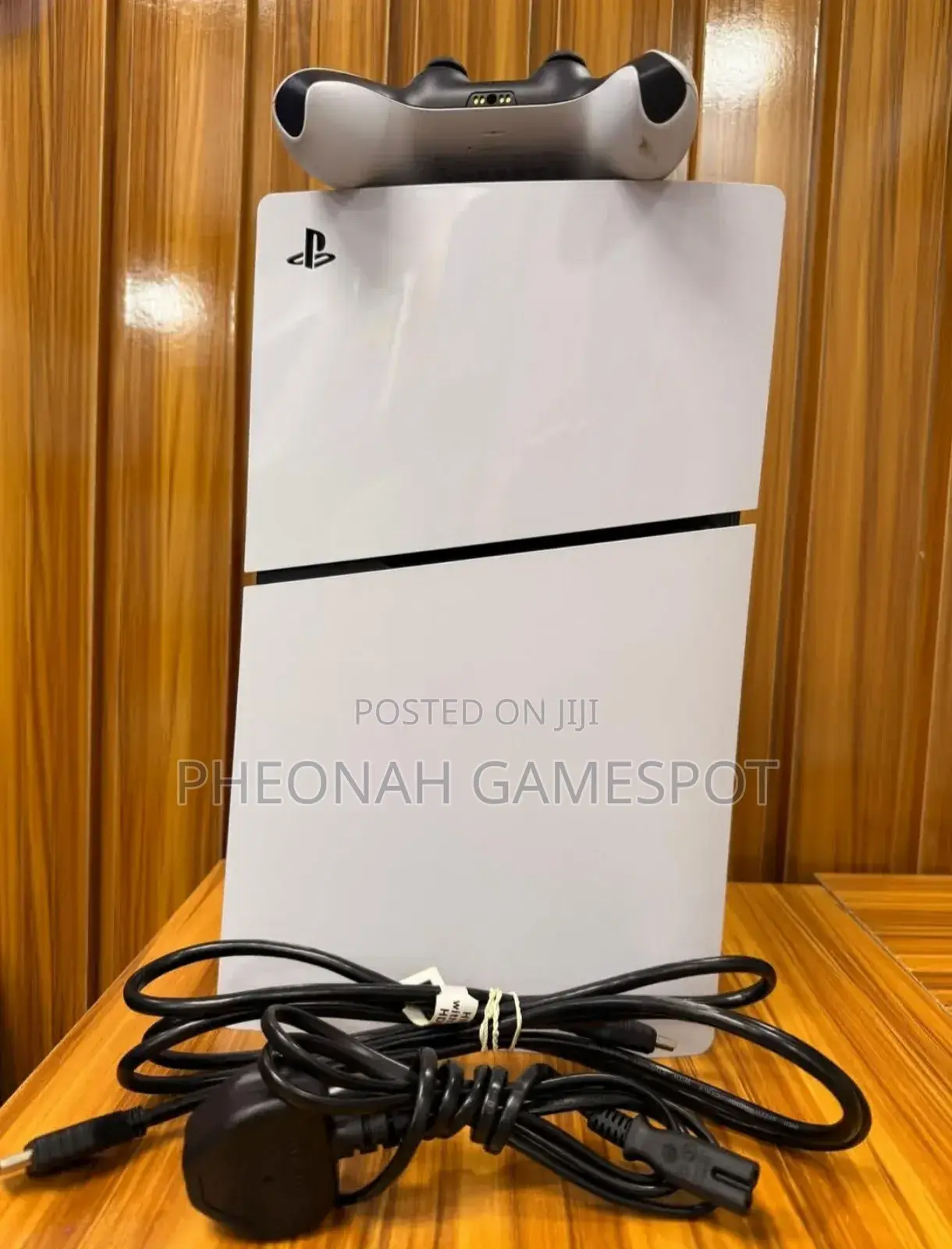 Slightly Used Sony Playstation 5 Slim. Nice Condition. 2 Pads and Game