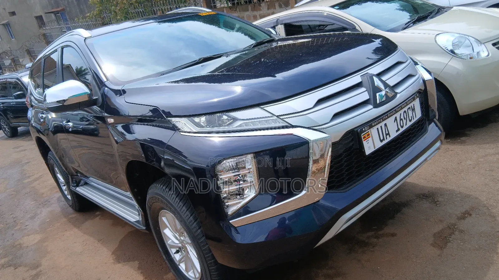 Mitsubishi Pajero 2019 Blue