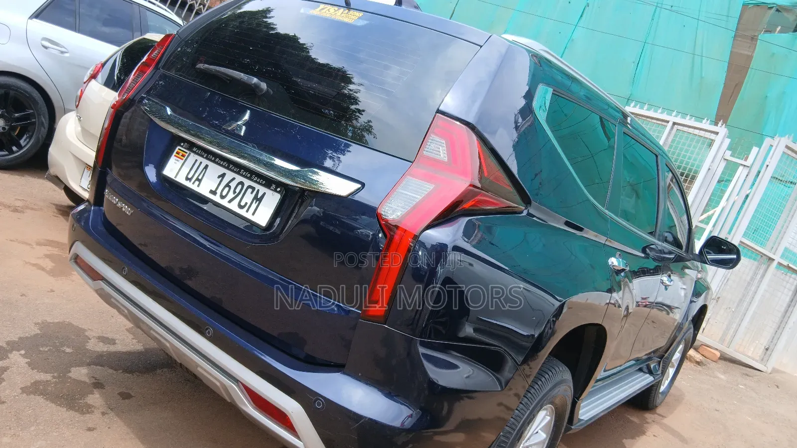 Mitsubishi Pajero 2019 Blue