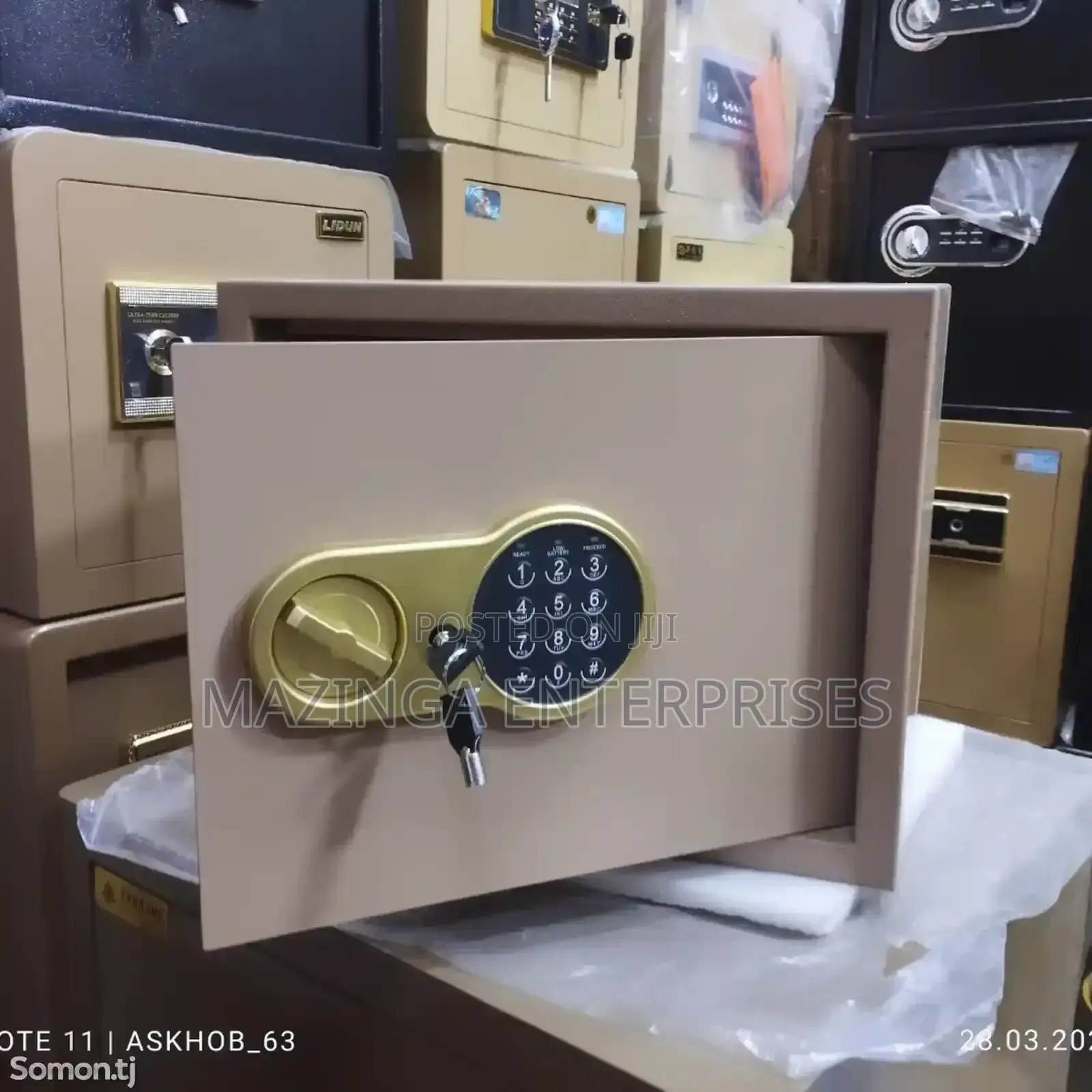 T23 23x23cm 10kgs Dual Lock Keys And Digital Wall Mounted Safe Box