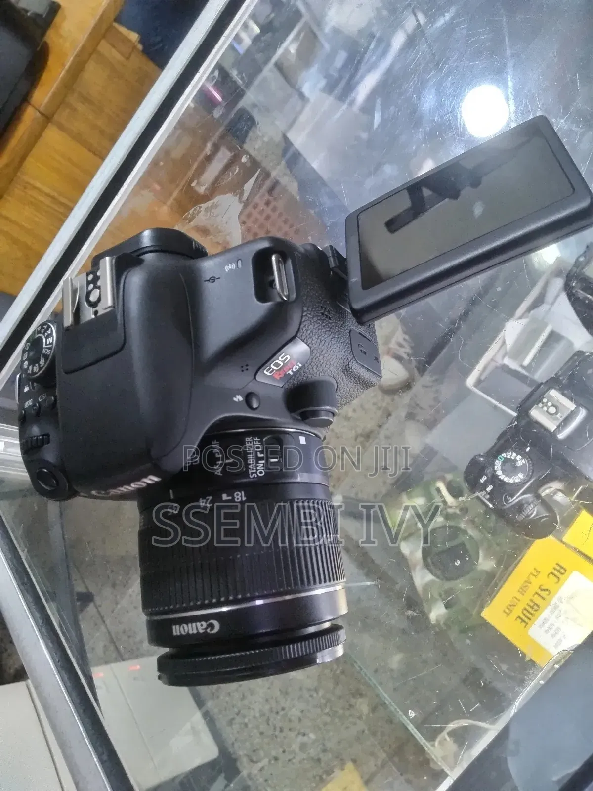 Canon Eos Rebel T6i/750d.