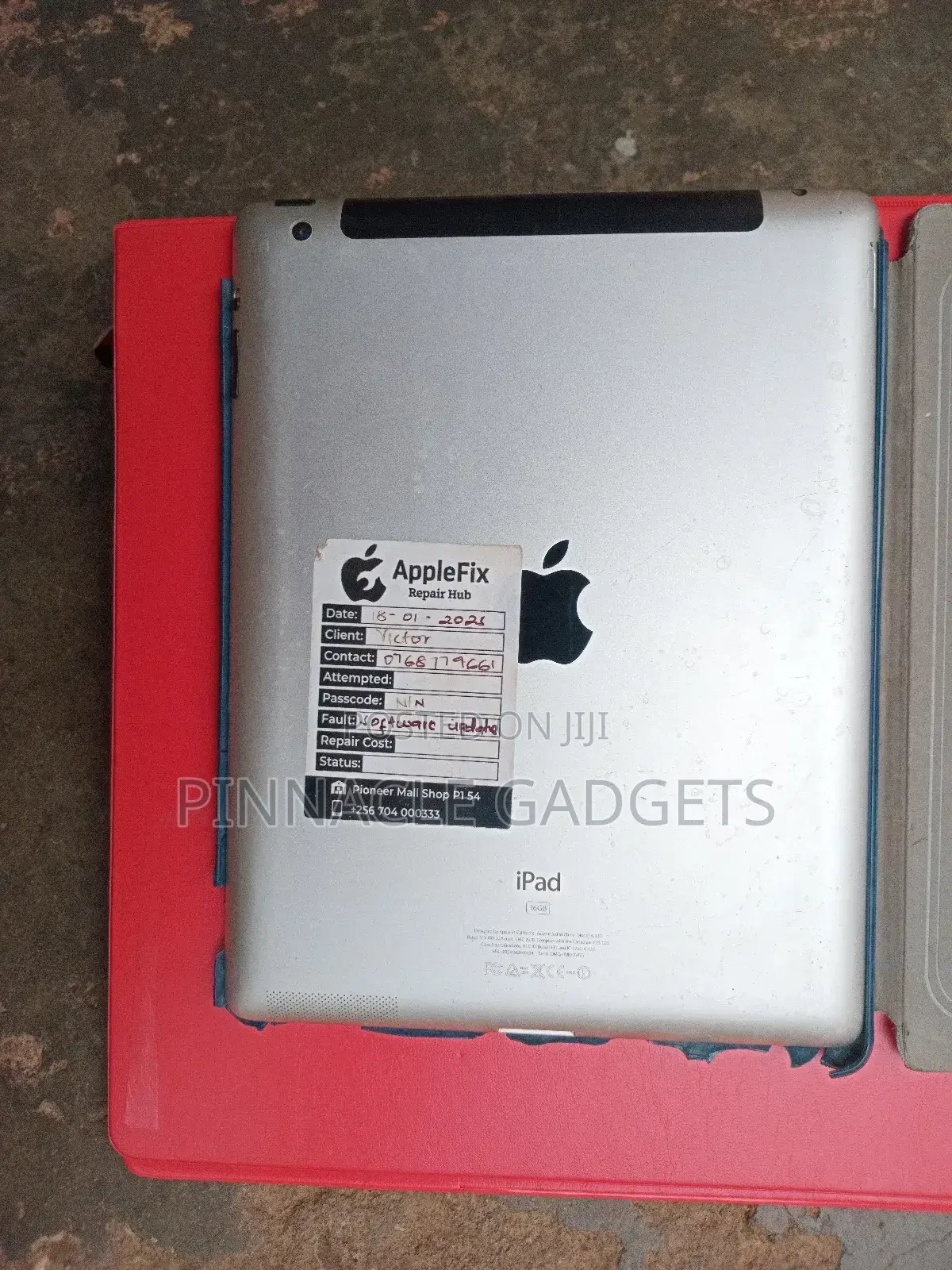 Apple iPad 3 Wi-Fi + Cellular 16 GB White
