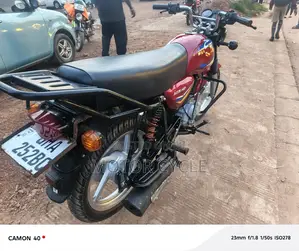 New Bajaj Boxer 125 2025 Red
