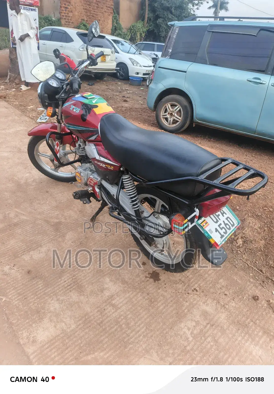 TVS HLX 125 2021 Red
