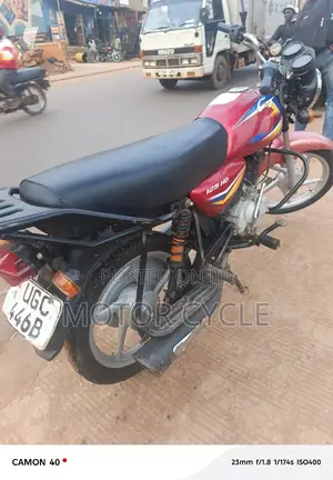 Bajaj Boxer 2024 Red