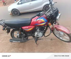 Bajaj Boxer 2024 Red