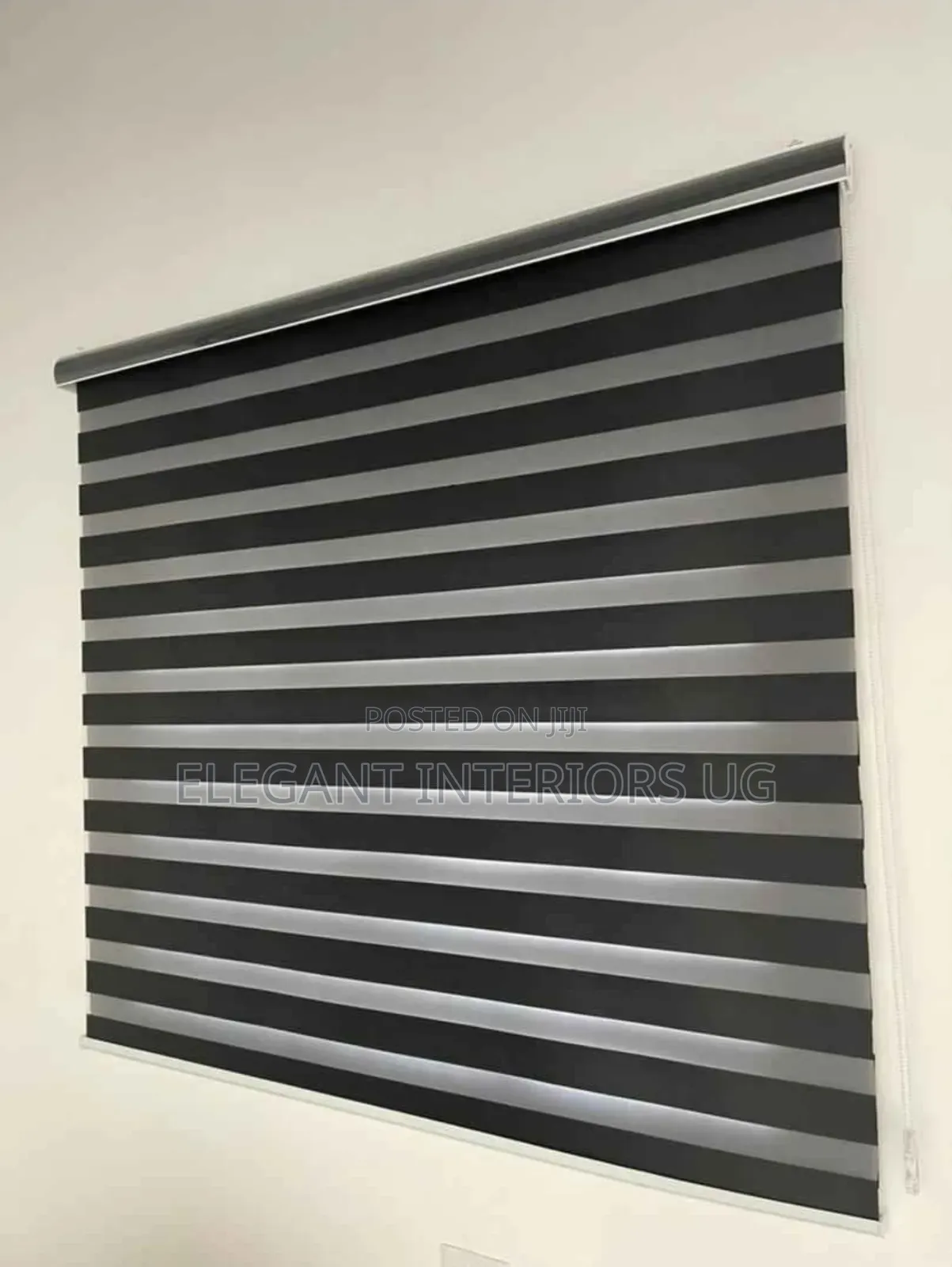 Elegant Window Blinds in Horizontal Format Per Square Meter