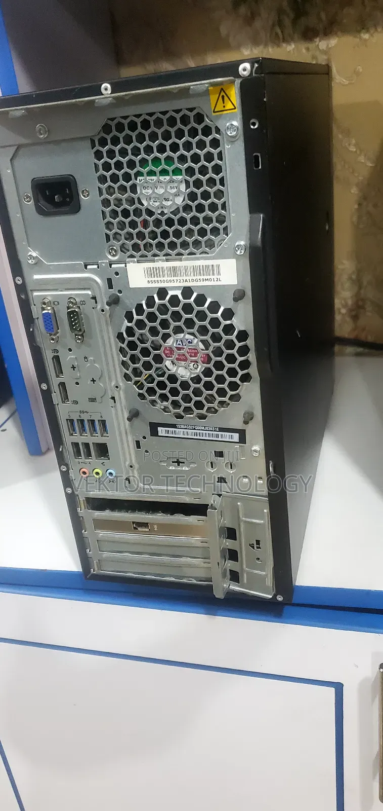 Desktop Computer Lenovo ThinkStation P310 8GB Intel Xeon HDD 500GB