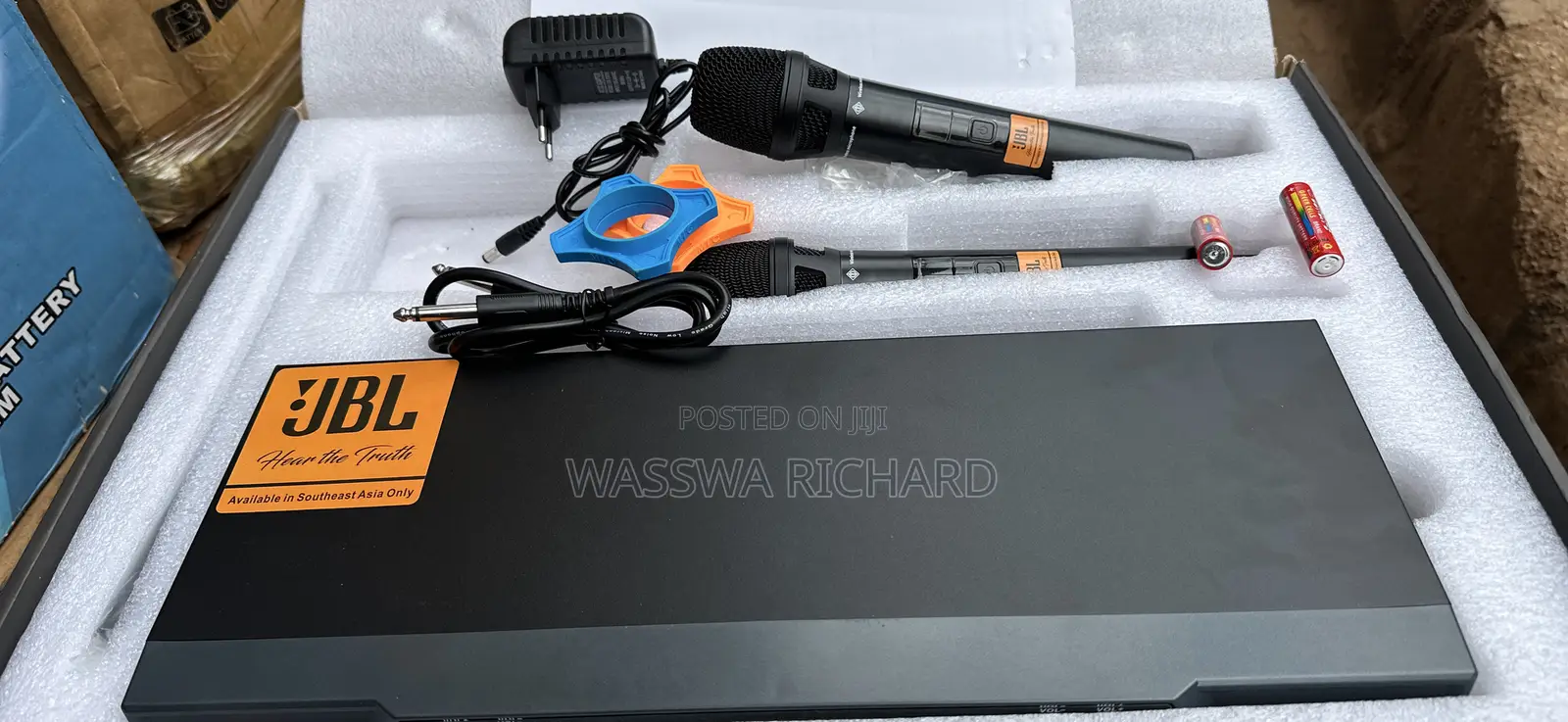 JBL Masterpiece Wireless Microphone