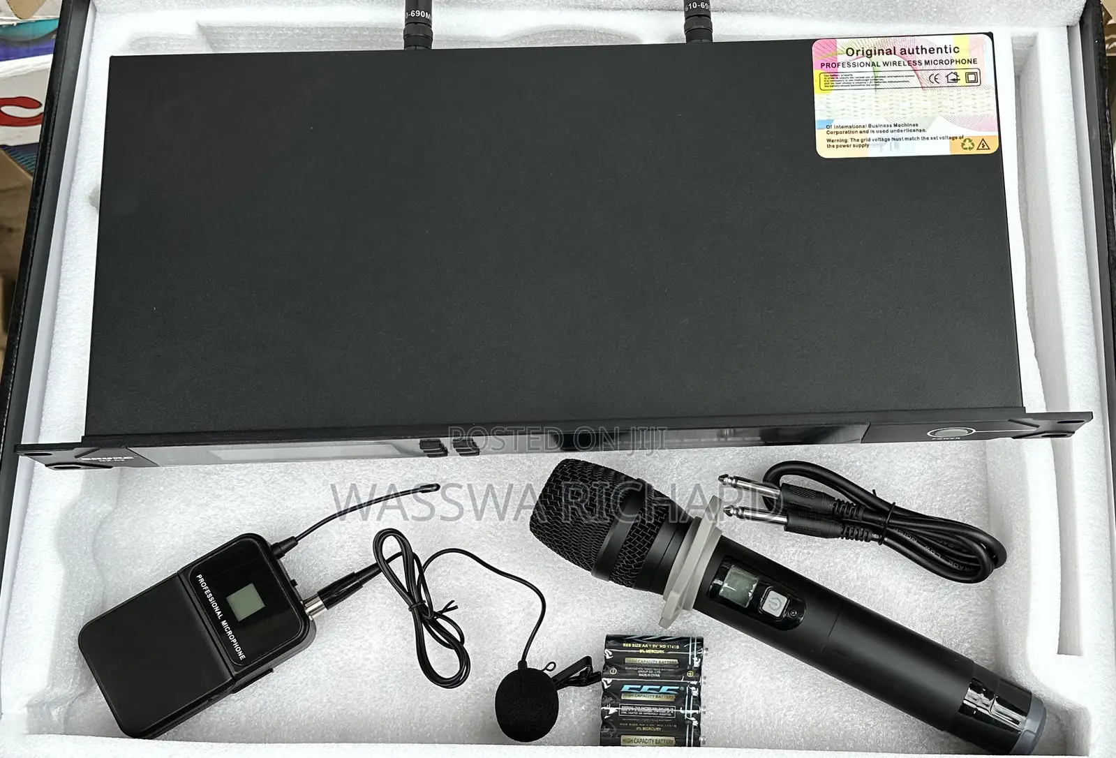 Shure Nx 02 Handheld and Cora Mic Wireless