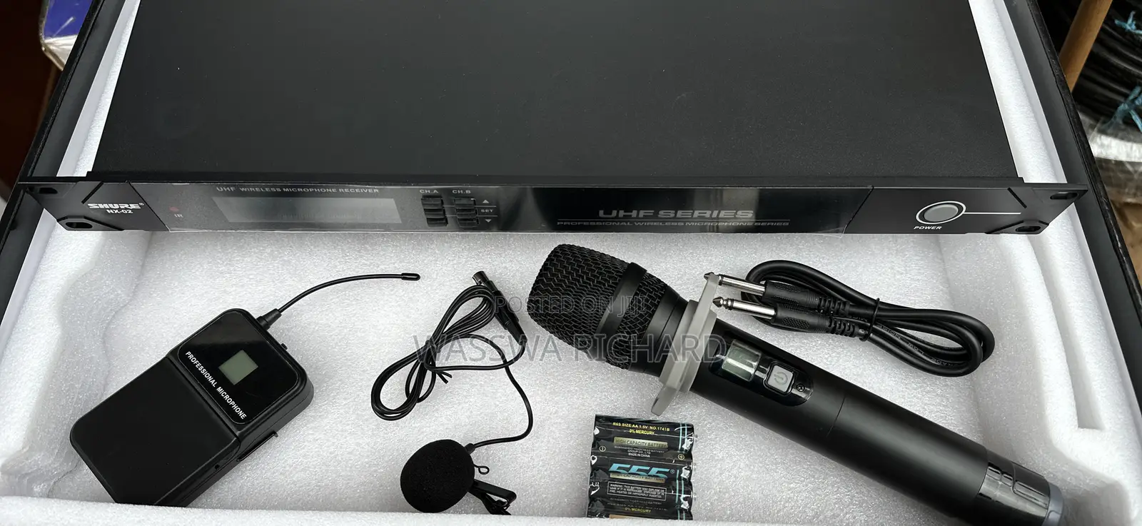 Shure Nx 02 Handheld and Cora Mic Wireless