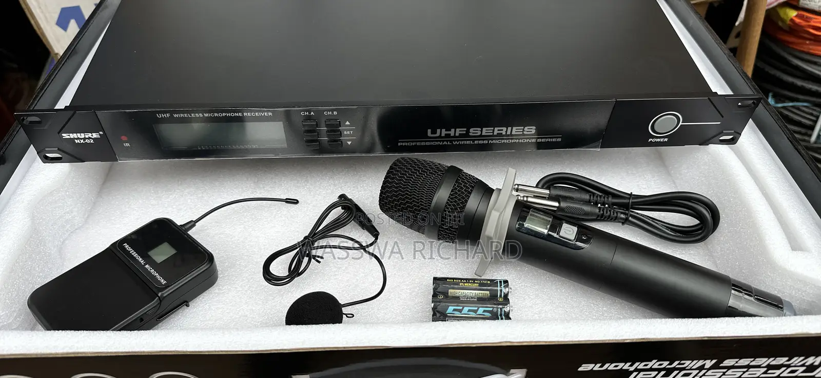 Shure Nx 02 Handheld and Cora Mic Wireless
