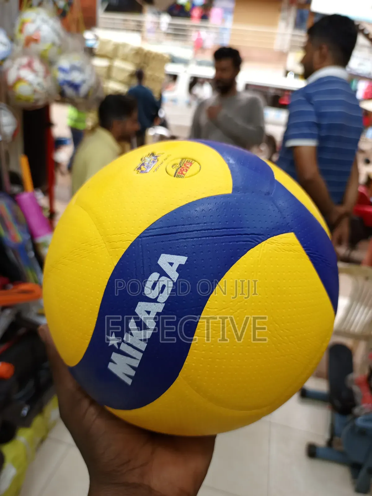 Mikasa V200w Volleyball.